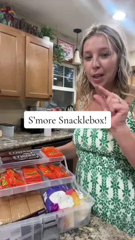 10/10 recommend making a s’more snacklebox for campfire season! It’s been so handy!! #smore #snacklebox #MomsofTikTok #camping #campinglife 