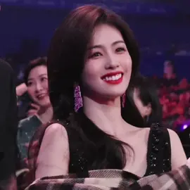 ملامحهااا جميله #bailu #bailu白鹿 #bailu_白鹿 #viral #explor 