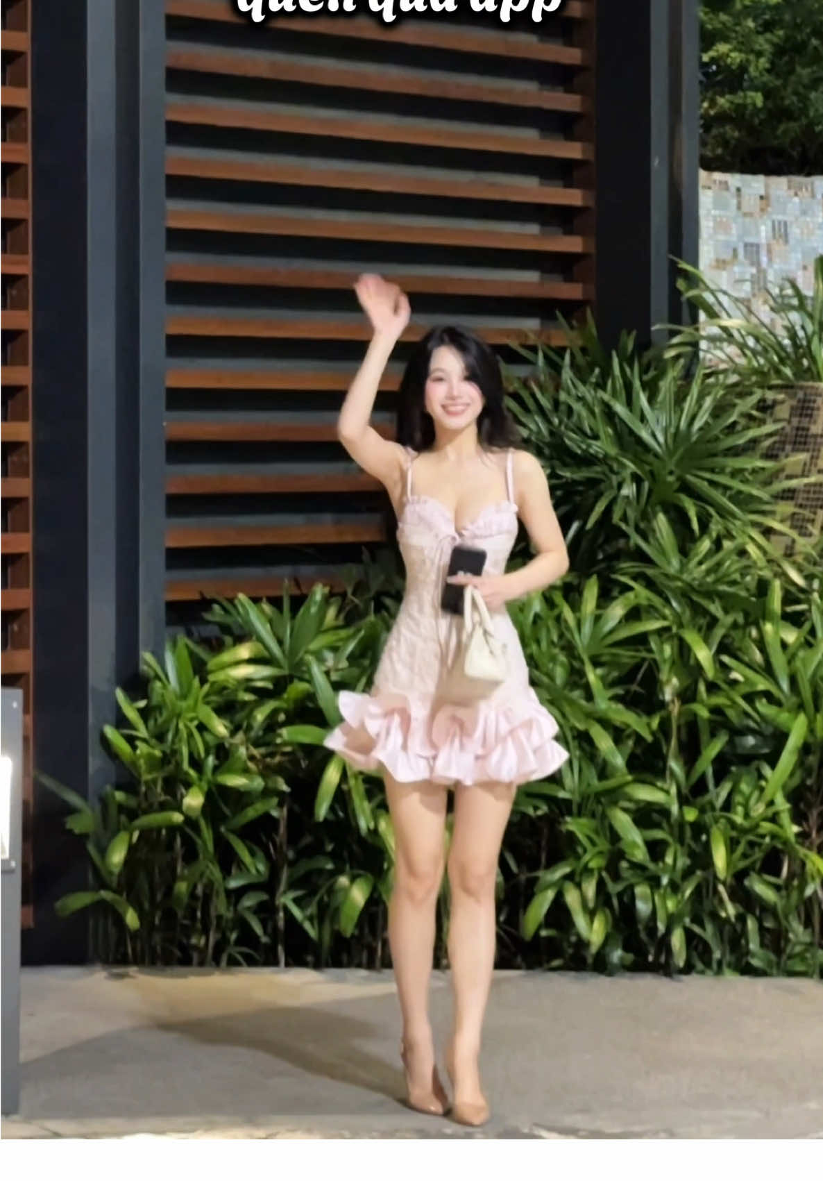 Em xinh tươi hồn nhiên lứa tuổi trắng tròn #mia#thoitrangnu 