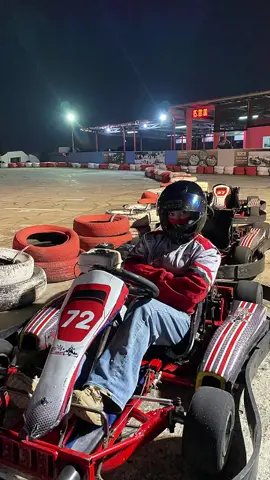 hidup cuma sekali, ya kali gak #gokart #jetski #canyoneering #Hiking #capcut #fyp 