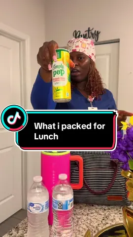 No lie I was tired 😴 didn’t want to wake up I needed more sleep lol 😂. But here is what’s for lunch @simplypop  @greatvaluewalmart #whatsinmybag #lunch #whatieatinaday #nursesoftiktok #fypシ゚viral 