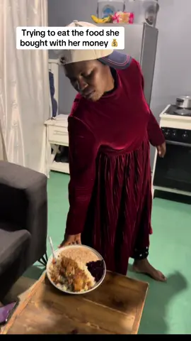 Trying to eat the food she bought #fyp #fypage 