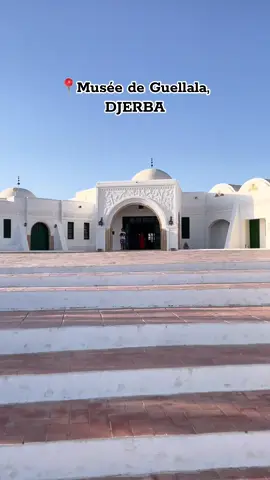 Je vous ai montré que 1 % de ce qu’il y a là-bas foncez, c’est magnifique et très enrichissant ❤️ #djerba🇹🇳🇹🇳🇹🇳 #djerbahood #zarzis🇹🇳💞🏝🌴👑🔥📷🐠 #tunisia #tunis 