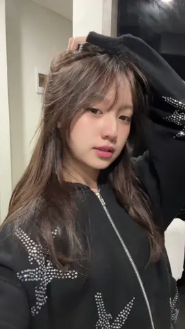 just me n myself chillin