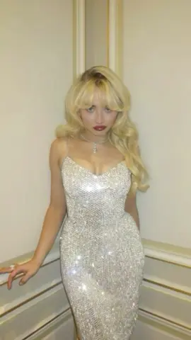 sabrina carpenter 💋#sabrinacarpenter #sabrinacarpenteredit #foryoupage #trend #bubblegum 