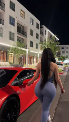 #v10 #huracan #bmw #girl #lamborghini 