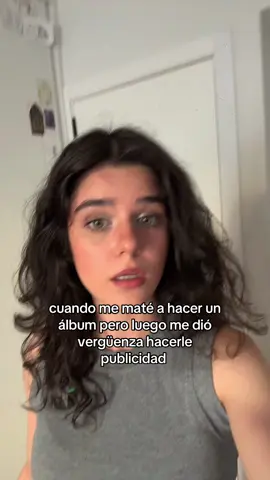 se llama noctaria y lo tenéis en todas las plataformas jj