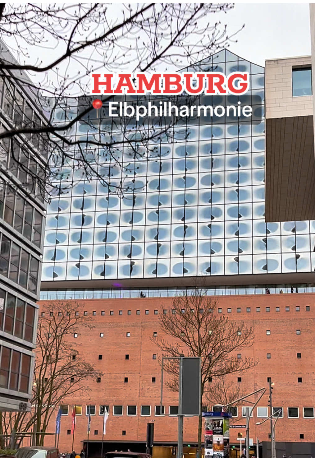 🎶 Elbphilharmonie, Hamburg – where history meets the future! 🌊🏢 A glass masterpiece on the Elbe River with mind-blowing acoustics and epic city views from the Plaza. 🎻🌇 #hamburg #germany #deutchland #elbphilharmonie #travel 