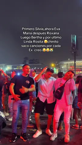como es posible jajajajaja#cotenido #parati #chinitodelande🎙️🎶🎵 #complejosantarosa #limaperu #chinitodelande🎙️🎶🎵 #huayno_peruano créditos:@El_Carlos99 