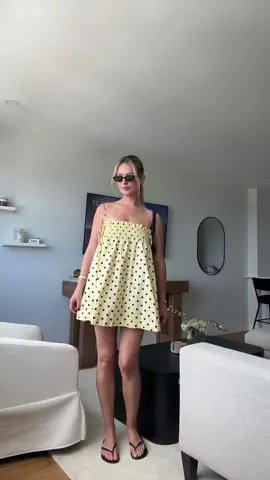 Pretend she’s not wrinkled 