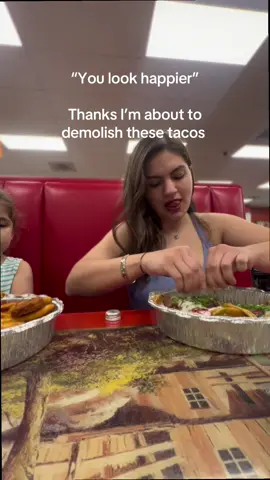 🥰🌮🍋‍🟩 #youlookhappier #latinamom #toddlermom #latinasbelike #fyp 