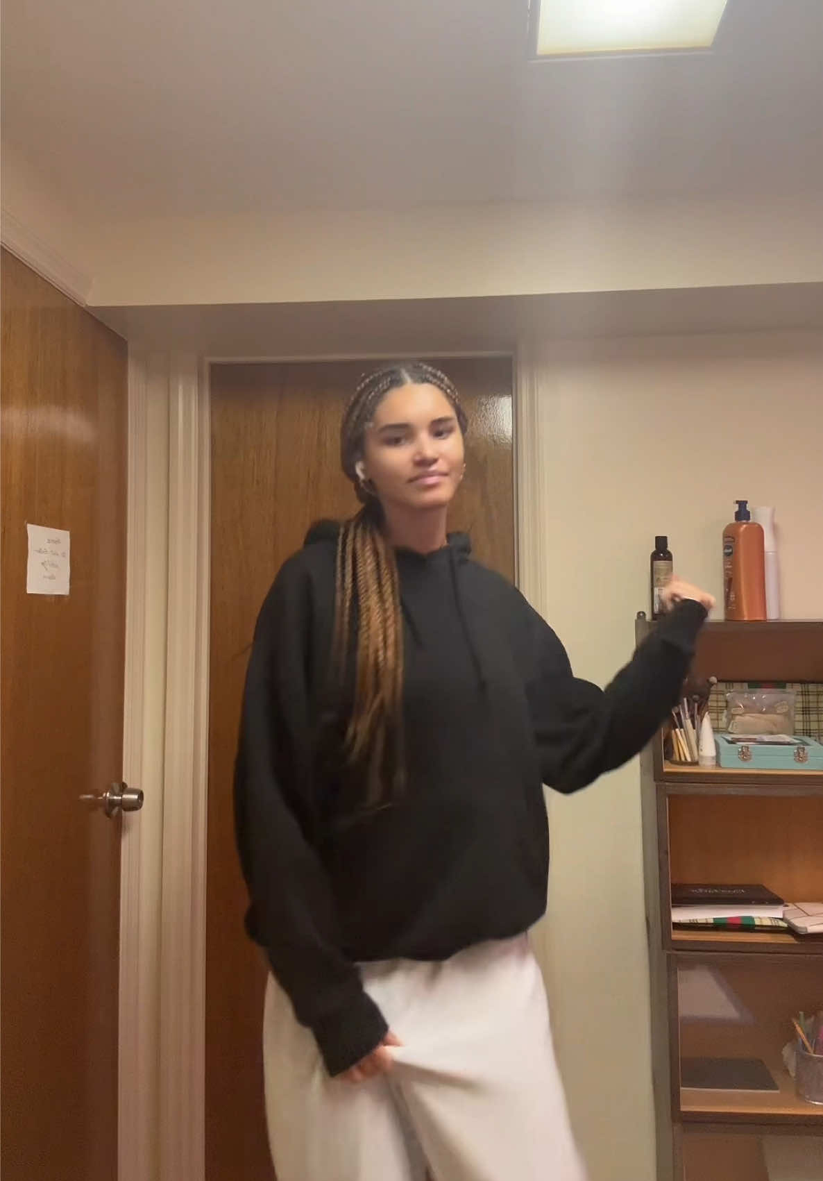 i haven’t danced in so long 😭 dc: @Jordan Savage 