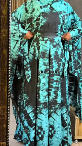 Oversize lovers 🫰🏽✔️ Order : +227 90061170  🏷️ : 17 000 F  Abonne toi ❤️/ Instagram : real_fareedah_collections  Livraison partout ✅ #fareedahcollections🇳🇪 #fyp #viraltiktok #pourtoi 