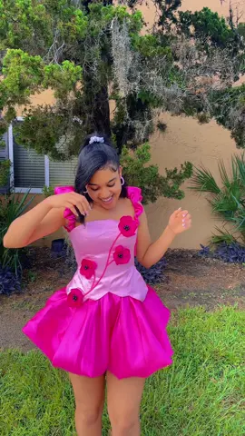 🎉🥹 7,000,000 hearts connected 💕 Forever thankful for the love & support 🌍 Outfit from @melira_fits  #barbie_leilla💖🧠💕🦋 #leilla_new❤️ #barbie_leilla💕 