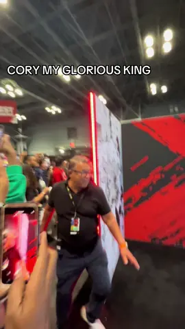 HE GAVE ME A HIGH FIVE MY LIFE IS COMPLETE #animenyc #coryxkenshin  #fyp #🤍 #fypシ @CoryxKenshin @Anime NYC @Monsters We Make  