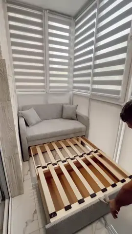 Comenta ✨eu quero✨ para receber o link  Conforto e praticidade em um só móvel! 🛋️ O Sofá Cama Versátil 2 Lugares Veludo Selmer é perfeito para otimizar seu espaço, trazendo elegância, maciez e funcionalidade para sua sala ou quarto. #SofáCama #Decoração #Conforto #CasaCharmosa