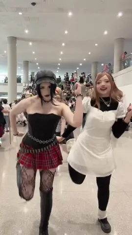 NANA FOR ANYC DAY 3❤️ @marmar #nanacosplay #hachicosplay #nanakomatsu #nanaanime #animenyc 