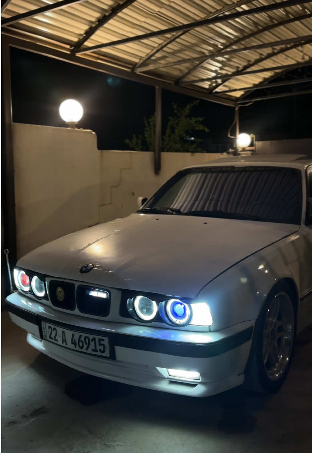 🔥🖤 #bmw #525i #backfire 