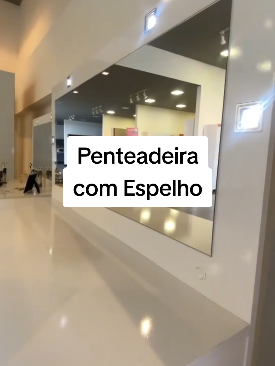 Penteadeira com Espelho  #penteadeira #espelho #maquiagem #joias #bijuterias 