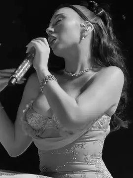 The background video is from @esmy 💌 #kaliuchis #losemycool 