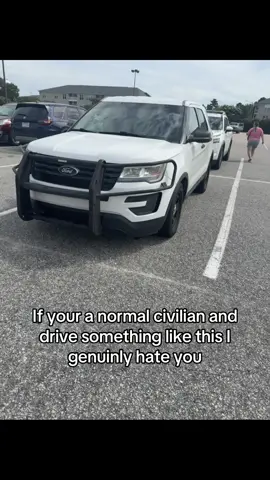 U gotta be one weirdo to go to a dealership and buy a explorer  #cars #police #policecar #speedingticket #fordexplorer #fyp #hate 
