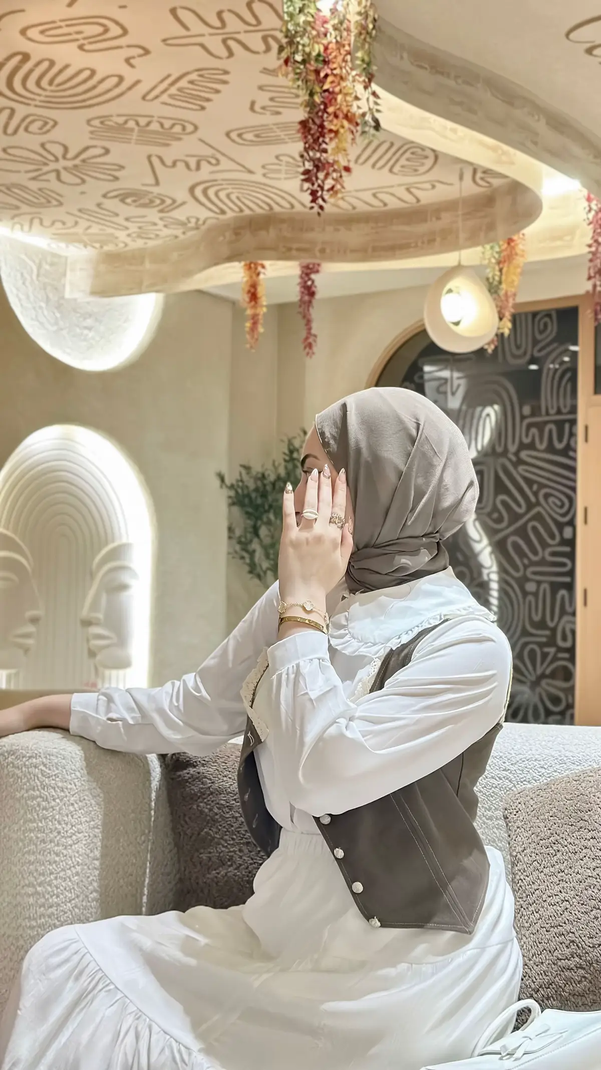 @chicpointofficial @ChicpointIq @PAUSE CAFEE  #fyp #outfit #photography #radom 