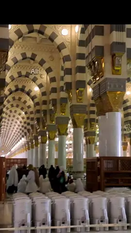 Di sinilah tempat  yang sangat nyaman untuk bersujud, mengadu, berserah diri dan berkali kali menangis mengharap ampunanmu🥺 #islamic_video #haji #fyp #makkahmadinah🕋 #masjid 
