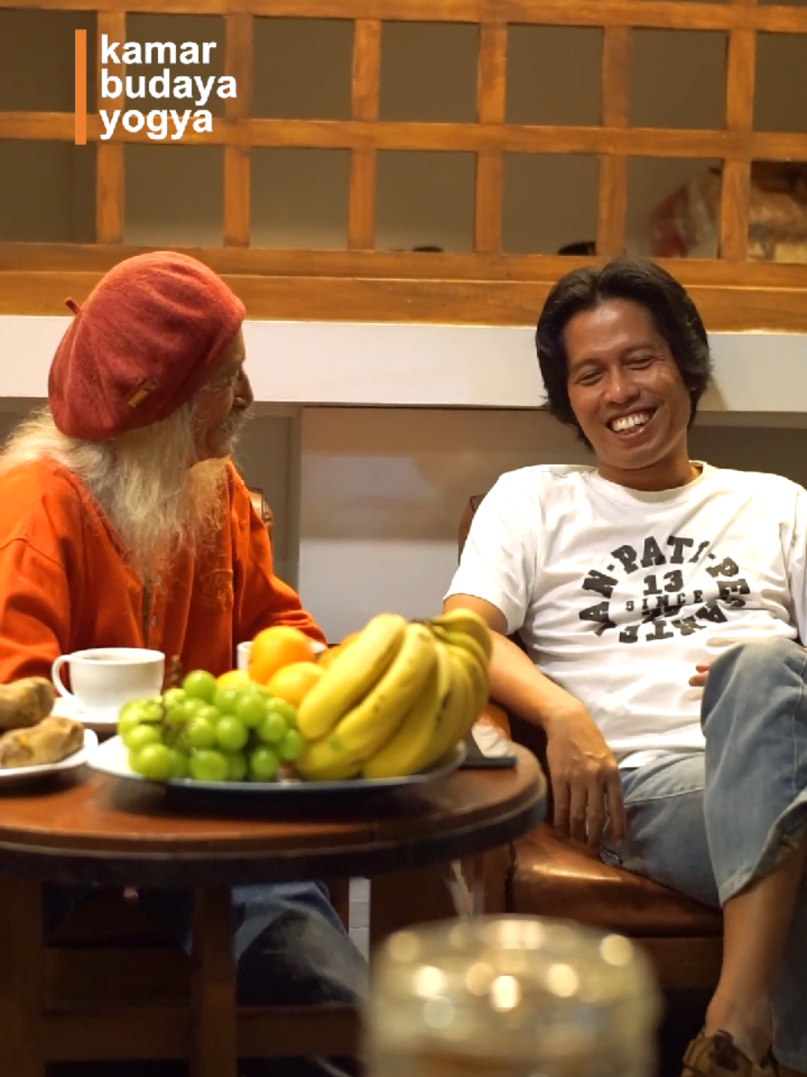 Pati dalam legenda Roro Mendut Setelah dapat WA dari Mas Untung, saya langsung ngibrit ke Ngadisuryan menjemput beliau. Katanya, 