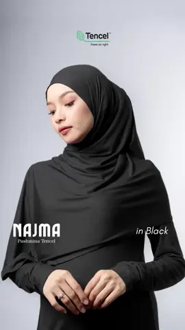 Najma Pashmina Tencel – banyak warna, satu rasa nyaman! Pashmina berbahan Tencel Premium yang adem, lembut, dan antibakteri ini hadir dengan pilihan warna cantik yang gampang dipadu-padankan dengan outfit apapun 🤍 💫 Keunggulan Najma: ✔ Adem & ringan, nyaman dipakai seharian ✔ Ramah kulit sensitif (antibakteri alami) ✔ Mudah dibentuk & jatuhnya manis ✔ Pilihan warna elegan yang bikin look kamu makin standout ✨ 🌈 Dari warna-warna ini, kamu lebih suka tim gelap yang bold atau tim soft yang kalem? Harga 159.000