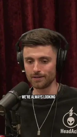 Are we devolving because of our modern diets? #evolution #diet #health #food #devolution #human #History #Science #shorts