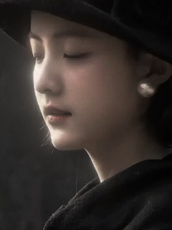 Tạm biệt em nhé, người lạ từng thương... #tamtrang #nhachaymoingay #viral #koik #xh 