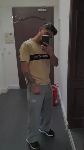 # يا ابو جدايل ذهب#💍💎 #💍❤️ #R #🤤 #❤️ #🫂#لايك_متابعه_اكسبلور 