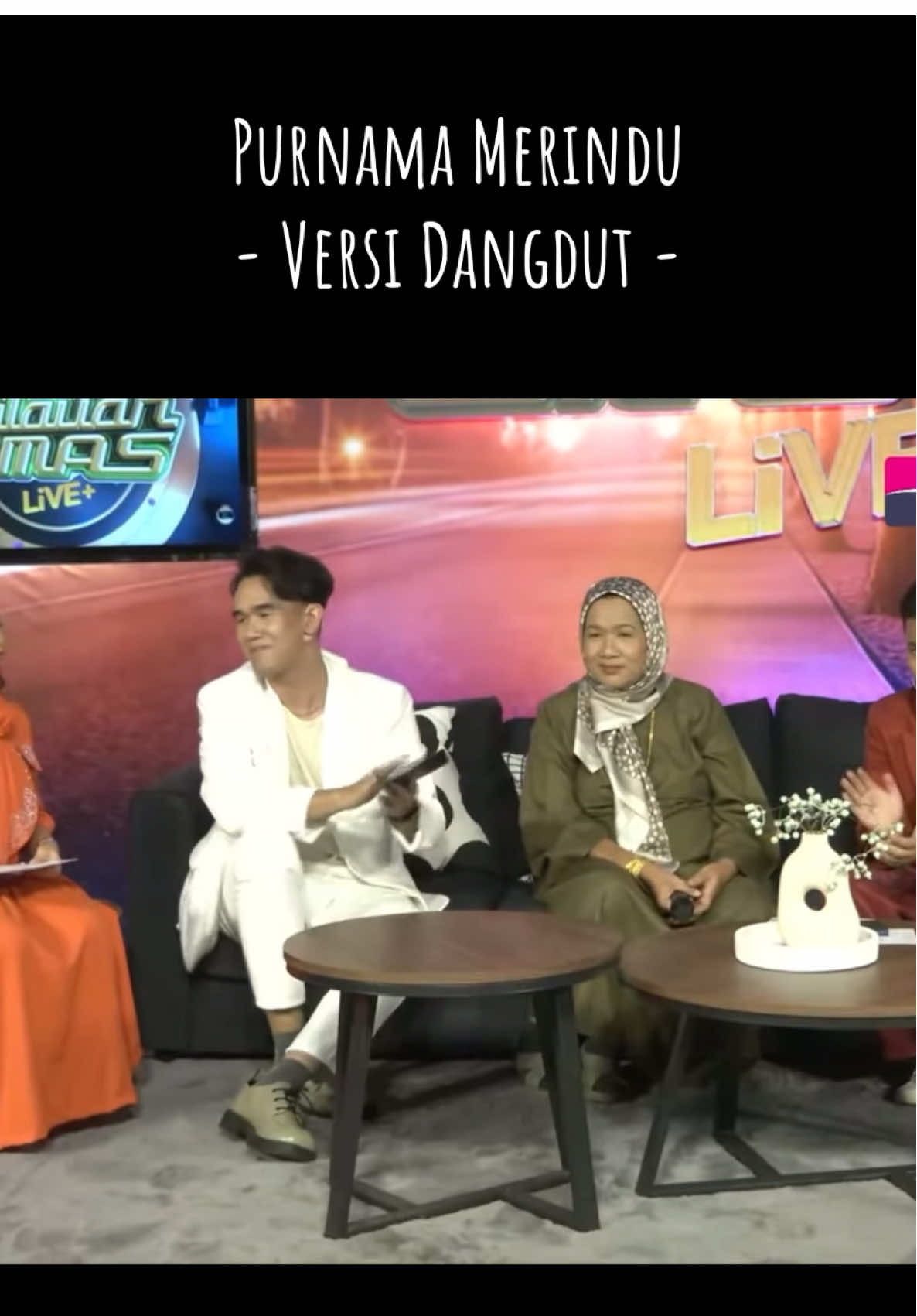 Di indo lagu ni viral versi dangdut !  Kenapa la Malaysian susah nak terima dangdut ya?