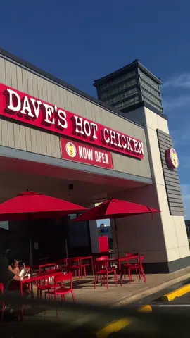 Dave’s > #fy #fyp #dmvtiktok #daveshotchicken #glenburnie 