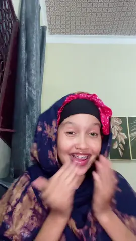 Uuumh😂🦦💔😭#somlitiktok 