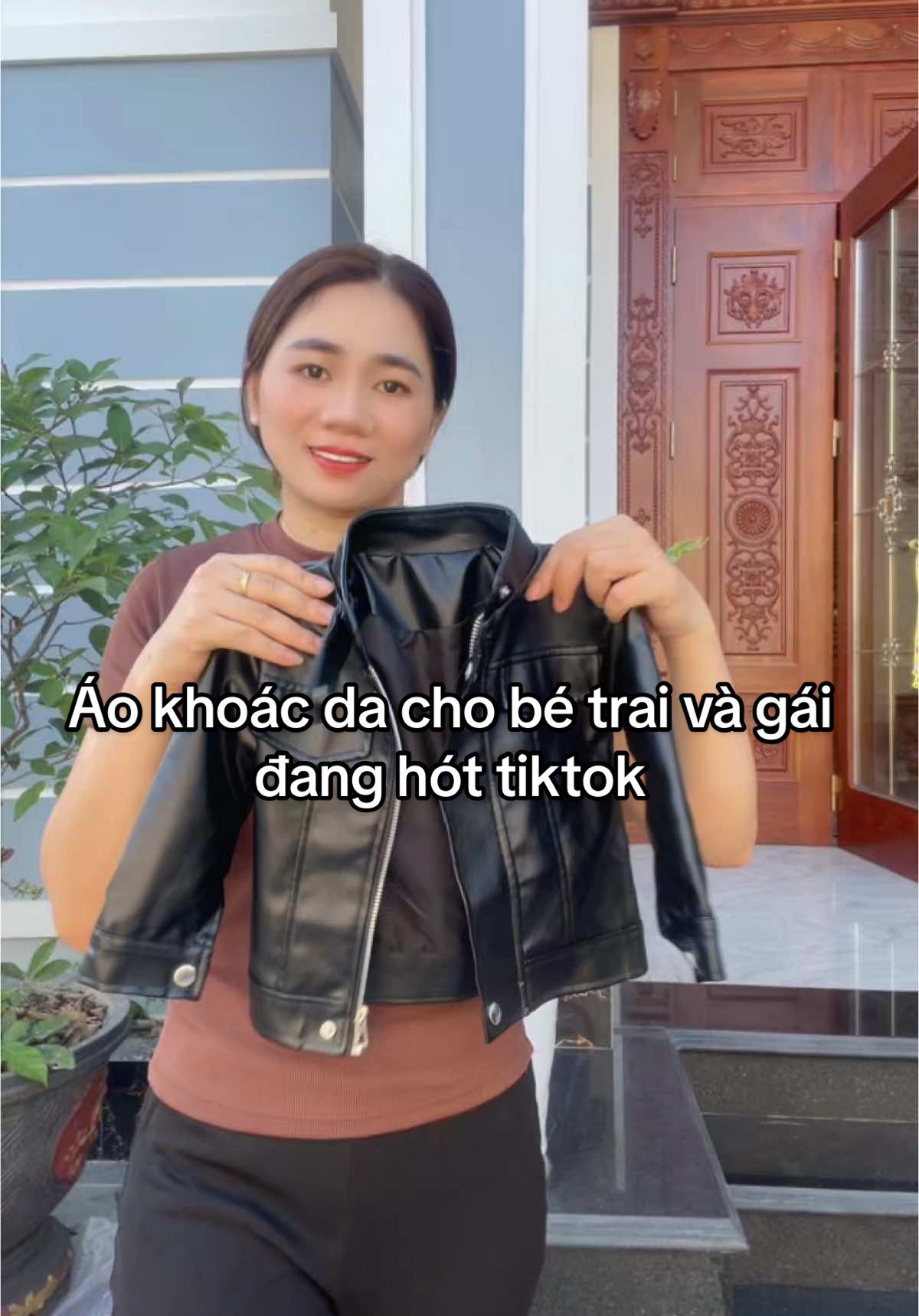 ÁO KHOÁC DA CHO BÉ TRAI ĐANG HÓT TIKTOK #Aokhoac #aokhoacda #aokhoac #quanaohottrend #thoitrangtreem #mebimsua #shopkimtinhkids88 