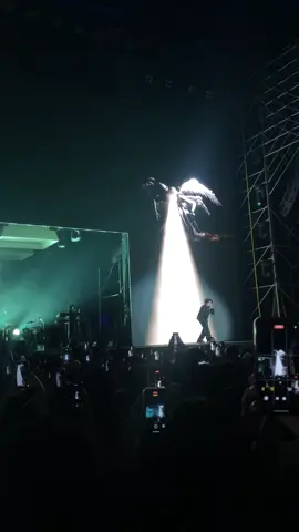 janji palsu di doves jogja #hindia #1024 #dovesblankcanvas25 #lhab #lagipulahidupakanberakhir @Hindia 