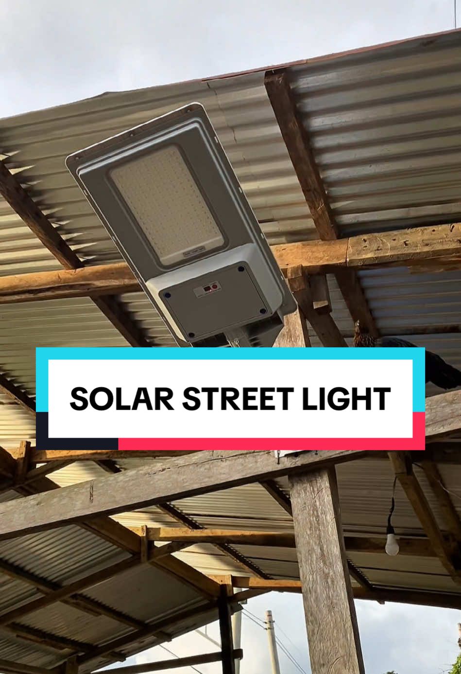 Solar streetlight #solar #solarstreetlight #solarstreetlights #streetlight #streetlights 