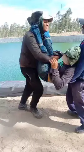 jóvenes de hoy en día en el trabajo😁🤣😂