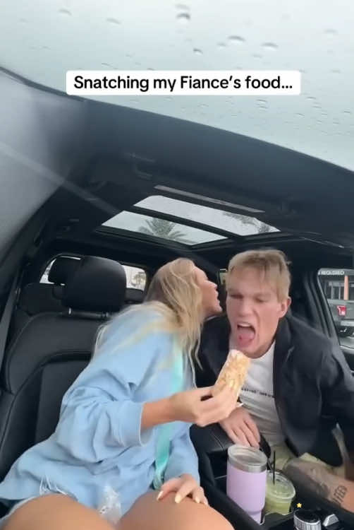 That backfired 🤣 #couples #fy #couplecomedy #comedy #funny #reaction 