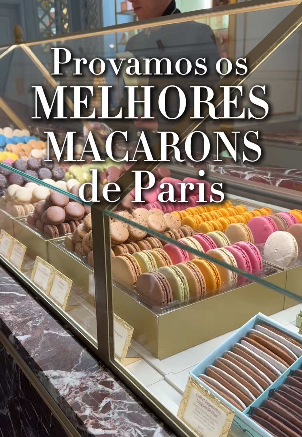 Paris guarda segredos doces em cada esquina Entre lojas icônicas e boulangeries escondidas, descobrimos que o melhor macaron nem sempre está nos lugares mais famosos. Um detalhe, uma cor ou um aroma podem transformar uma mordida em uma verdadeira viagem ao coração da França. 💡 Dica: sempre olhe para os cantinhos menores, eles costumam esconder verdadeiras joias gastronômicas. #laduree #macaron #paris #dicasdeviagem #creatorsearchinsights 