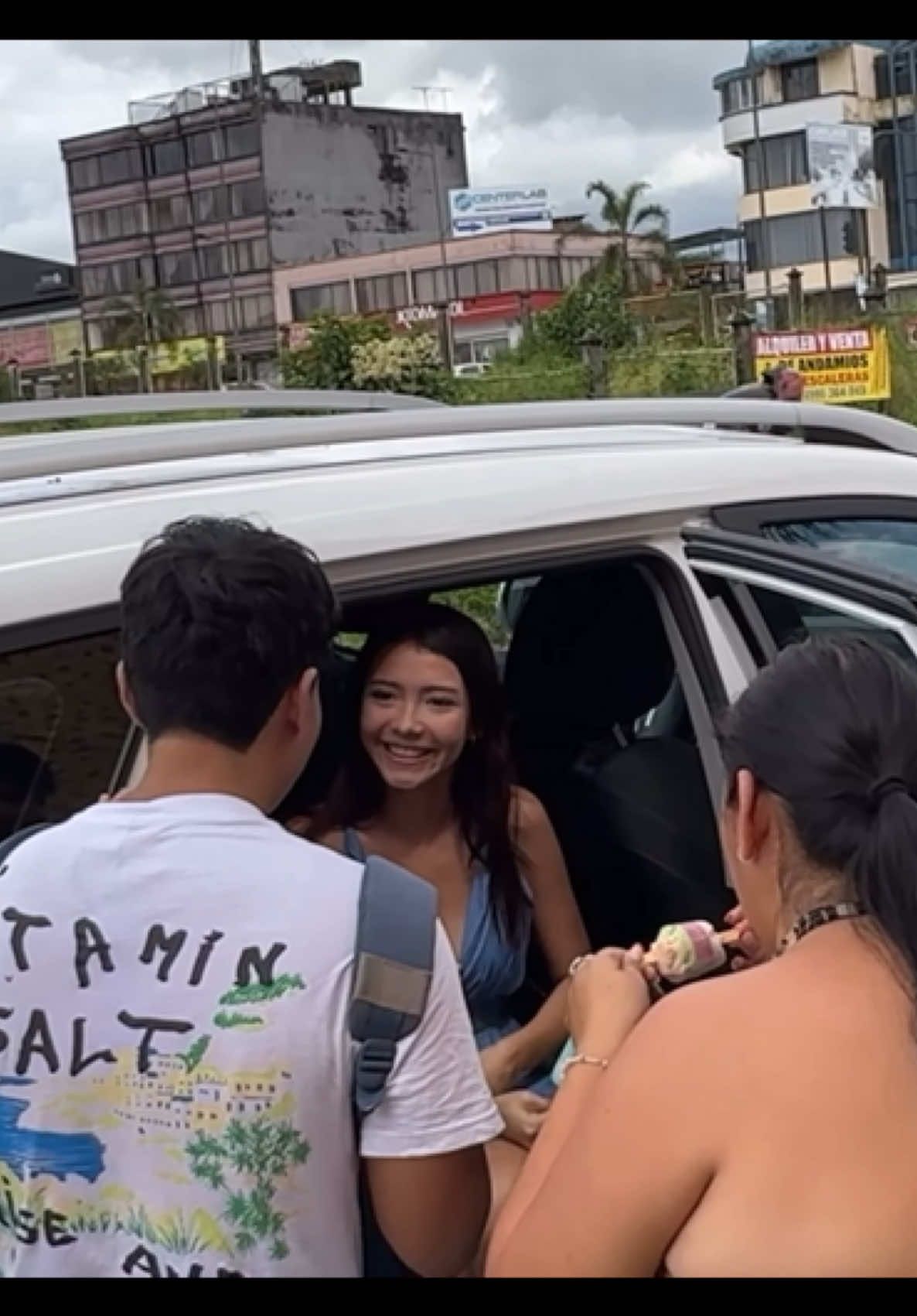 Ni en la friendzone lo dejaron 😔 #clips #humor #viraltiktok #viral #fyp 