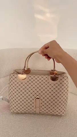 Velove multifungsi 😍 #tasyudecollection  #hanbag  #tasselempangwanita  #produkterlaris 