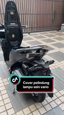 Lumayan buat pelindung lampu sein vario ##coverlampuseinvario #variolednew #arumimotoparts #vario125newgen2 #modalkontendoang 
