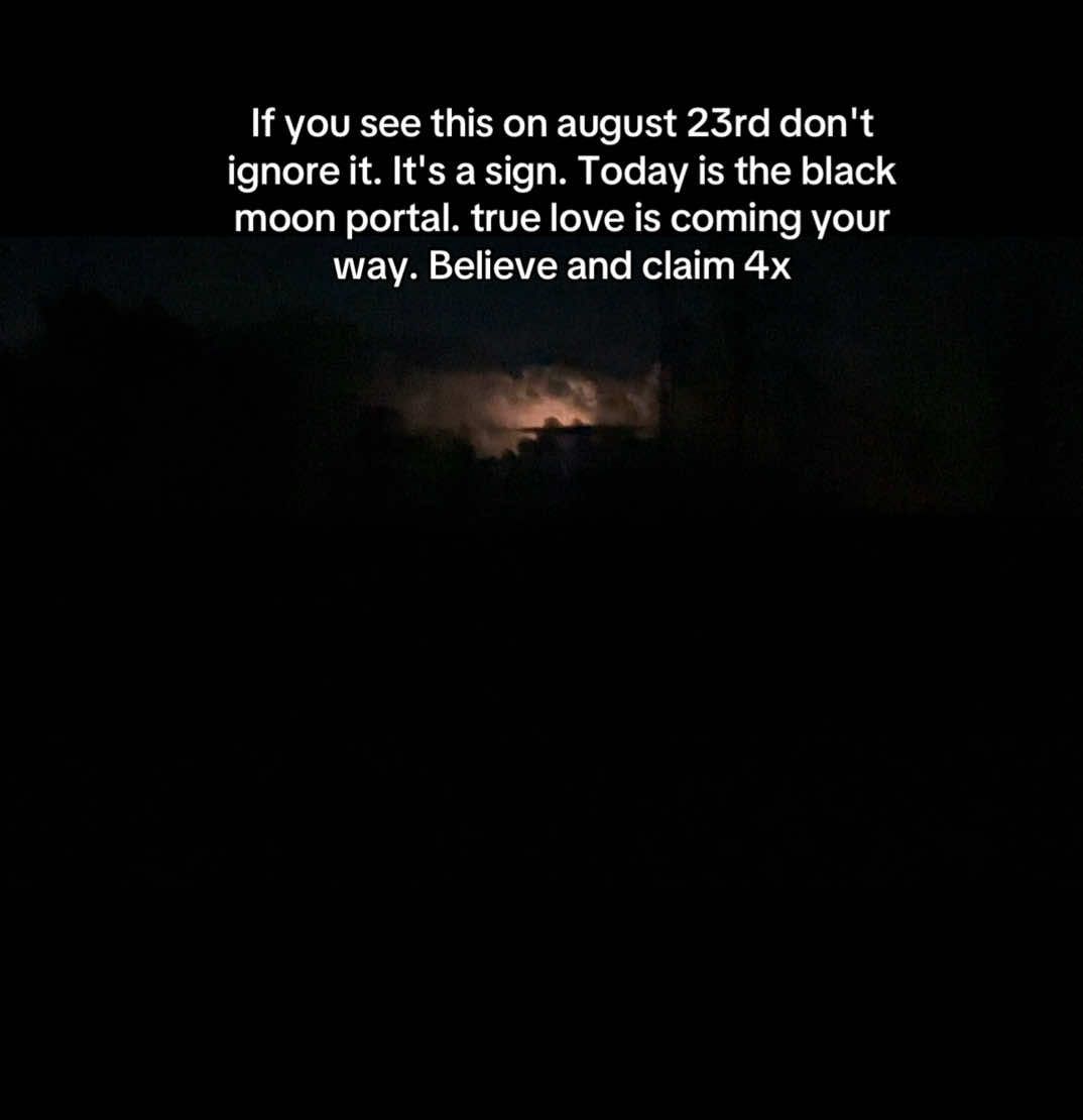 A black moon is a rare cosmic reset—marking powerful new beginnings and deep transformation. Claim it. #blackmoon #moon #august #manifestation #manifest 