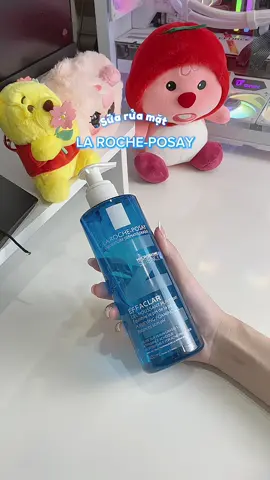 Sữa rửa mặt chân ái cho da dầu mụn nhaa @La Roche-Posay #xuhuong #fyp #larocheposay #dadaumun #suaruamat 