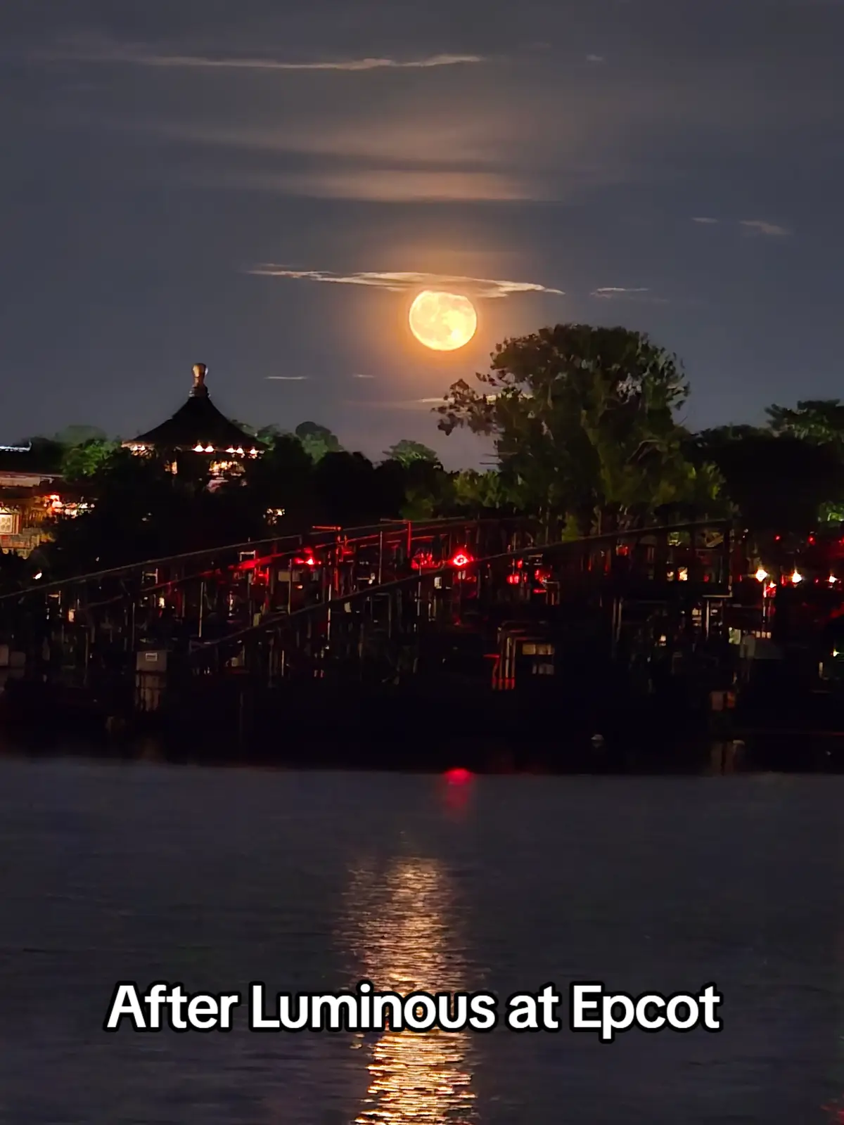 The moon was huge shortly after the fireworks cleared. #moon #fullmoon #moonshot #moonshots 