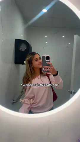 girls girl🙏🏼 #fyp #bathroom #trend #girls #viral 