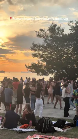 Sunset Beach | Downtown Vancouver #vancouver #dance #sunset #fyp #britishcolumbia 