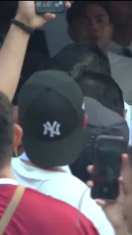 Selalu di kerumuni😆🤭#teddyindrawijaya #mayorteddy #letkolteddy 